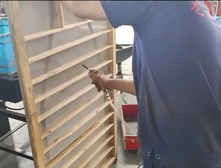 调节摇床及清理筛网视频